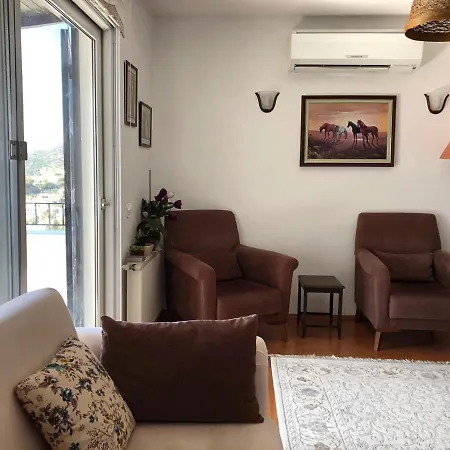 Vila Triplex With A Unique Wide View Of *